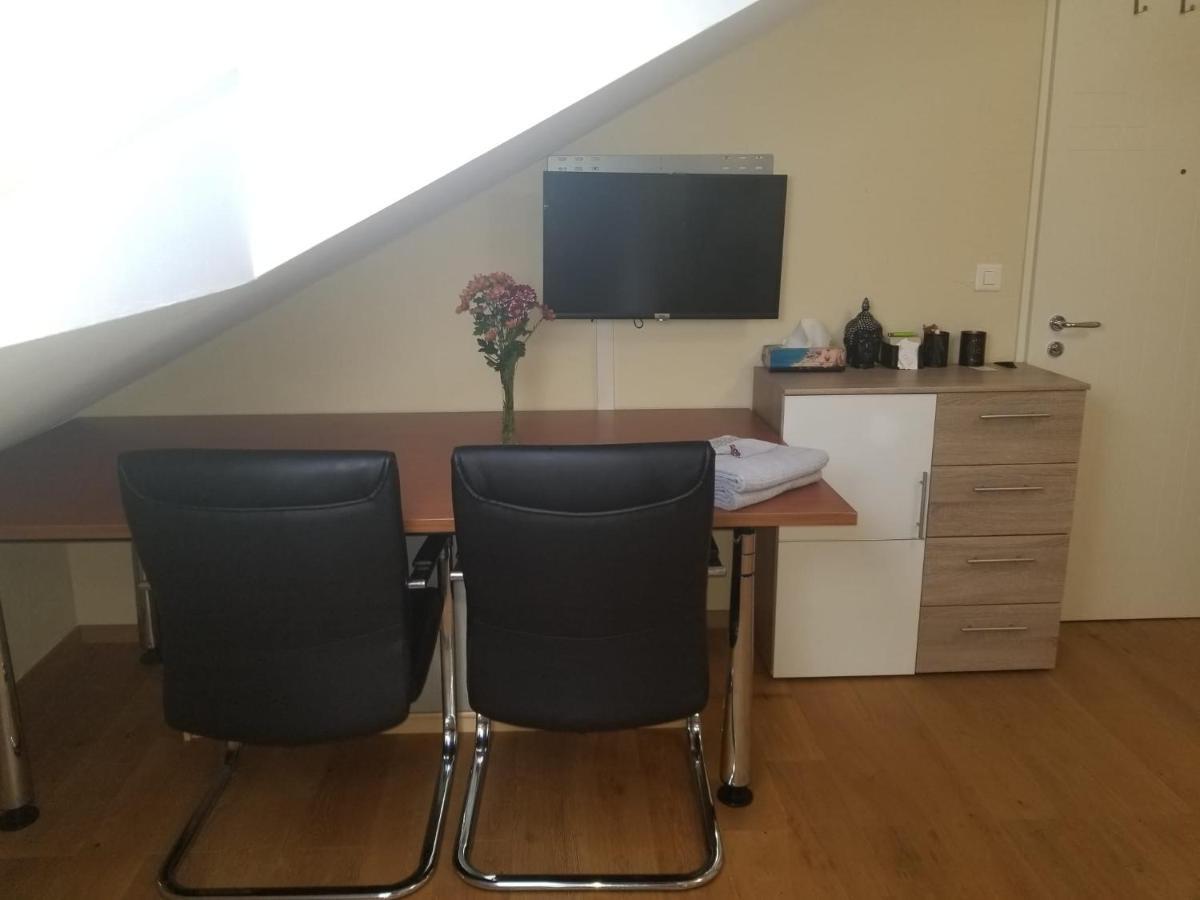 Direkt Am Bodensee Apartamento *